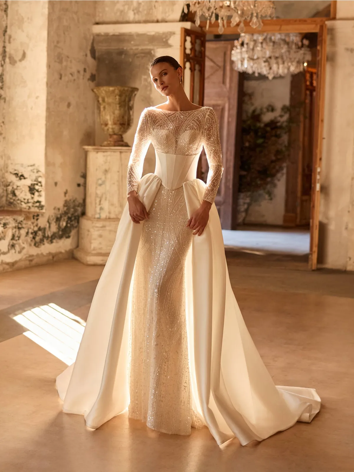 Mermaid Round Neck 3/4 Sleeve Lace Bridal Gown